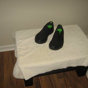 OOFOS--MEN'S OOMG SPORT LOW SHOE - BLACK